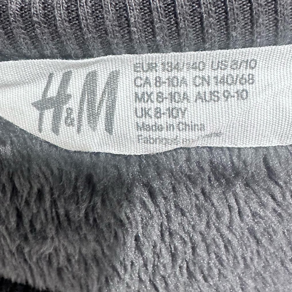 H&M Kids Plush Snowman Sequin Holiday Sweatshirt Black Size 8–10Y - Picture 6 of 6